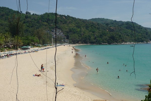 The Kata area: sand shelving more gently than Patong, with beachfront lodging mostly 5 floors or fewer